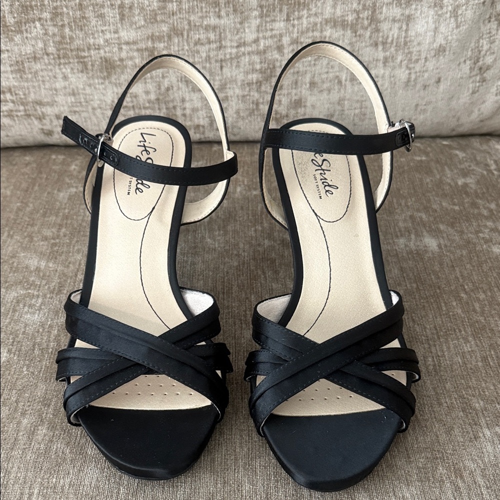 Life Stride Black Strappy Heels